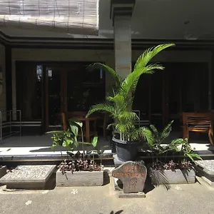 Rumah Ary & Séjour chez l'habitant